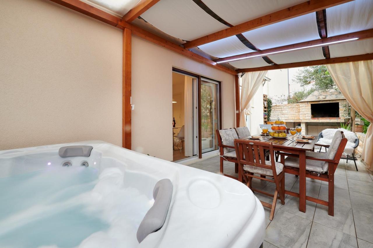 Apartment Boris Трогир Экстерьер фото