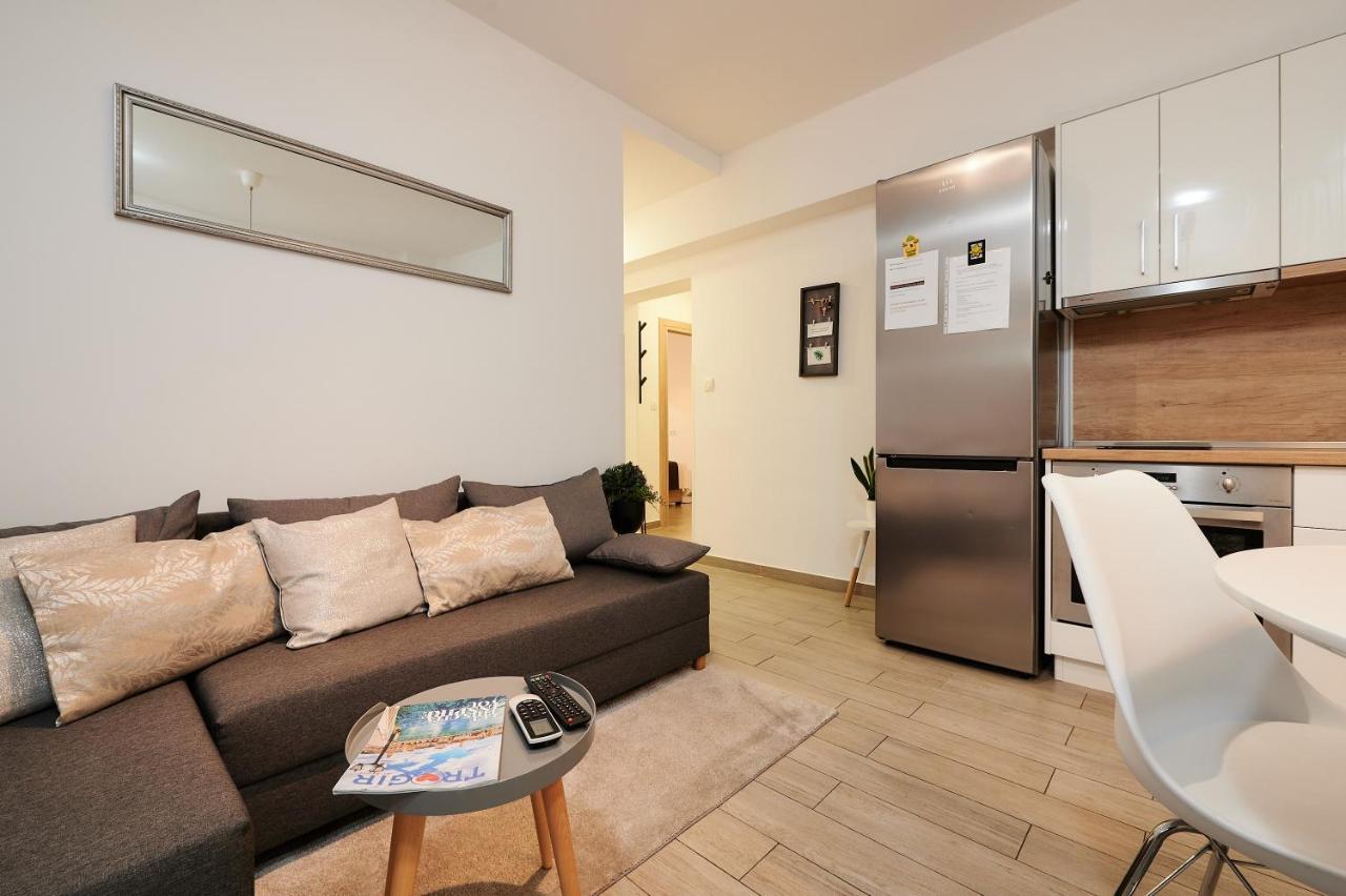 Apartment Boris Трогир Экстерьер фото