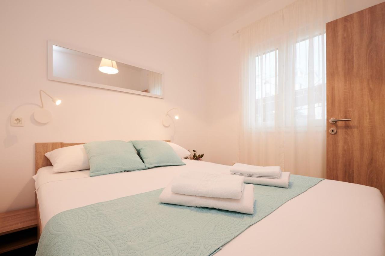 Apartment Boris Трогир Экстерьер фото